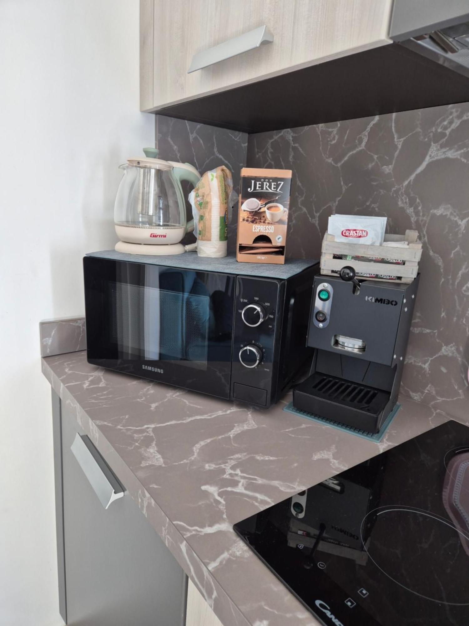 Flat B&B Terry In Ercolano Napoli Exterior photo